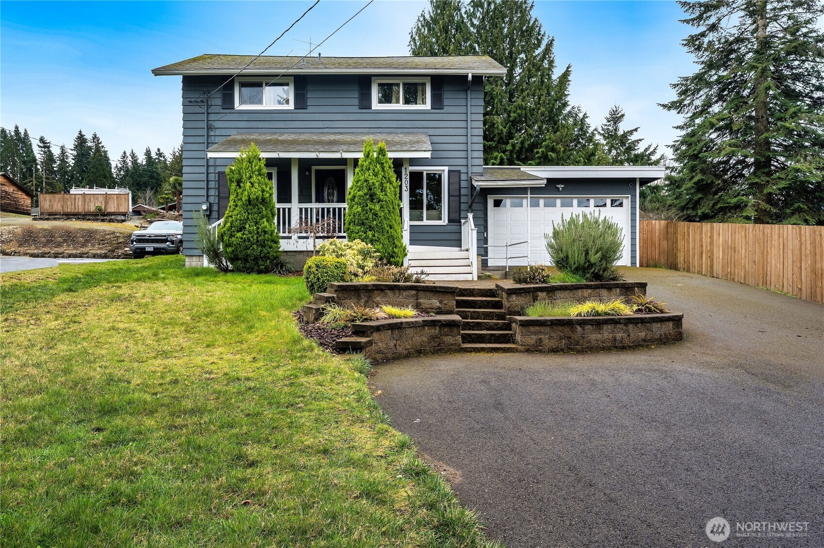 1203 Juniper Street Property Photo