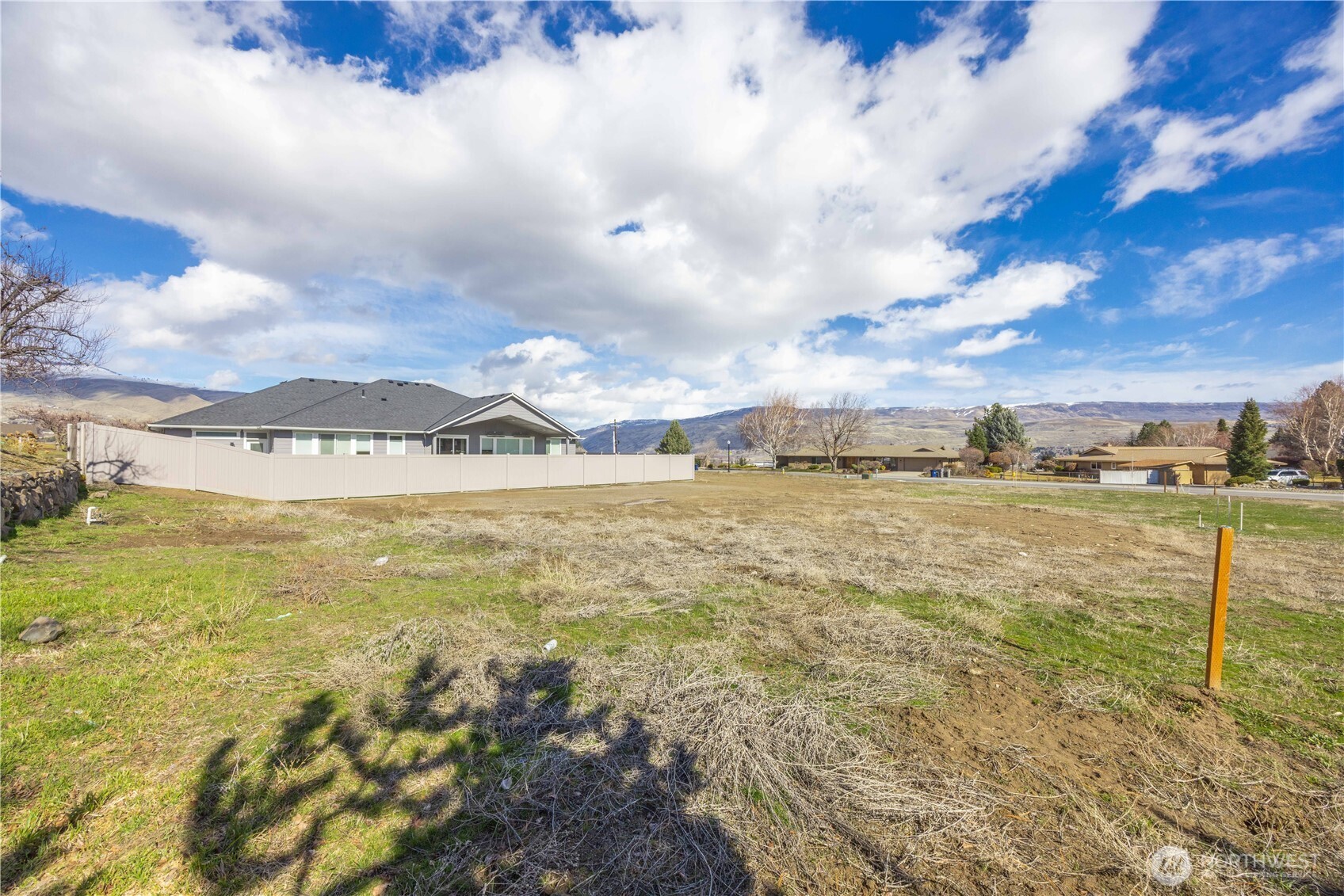 1808 North Road Property Photo 3