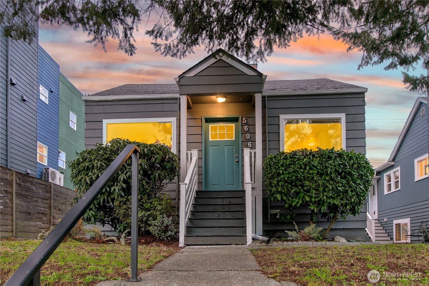 5606 25 Avenue Property Photo