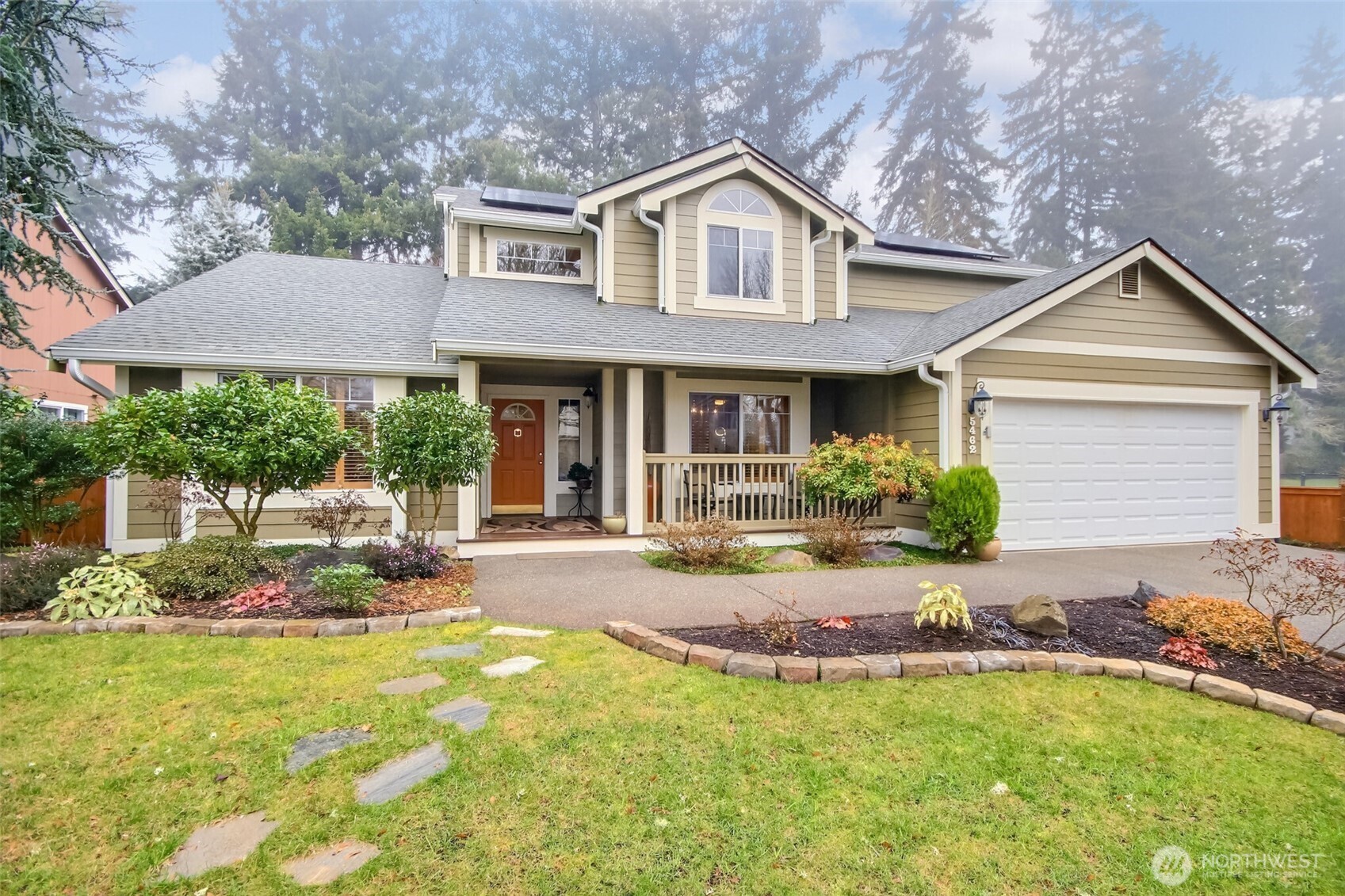 5462 Komachin Loop Property Photo