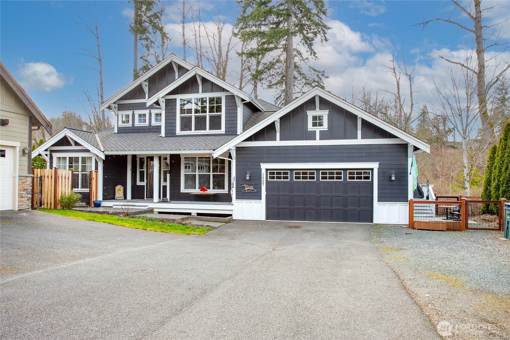 1007 Brookings Place Property Photo