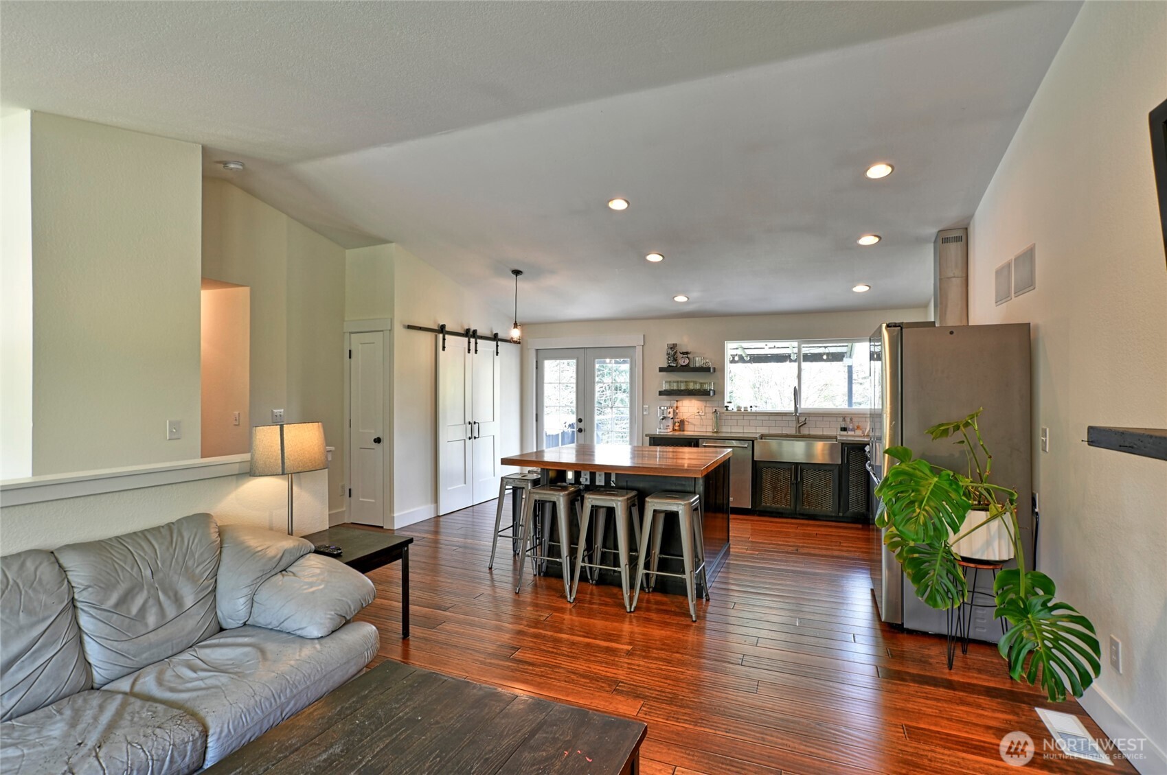 2712 121st Avenue Property Photo 5