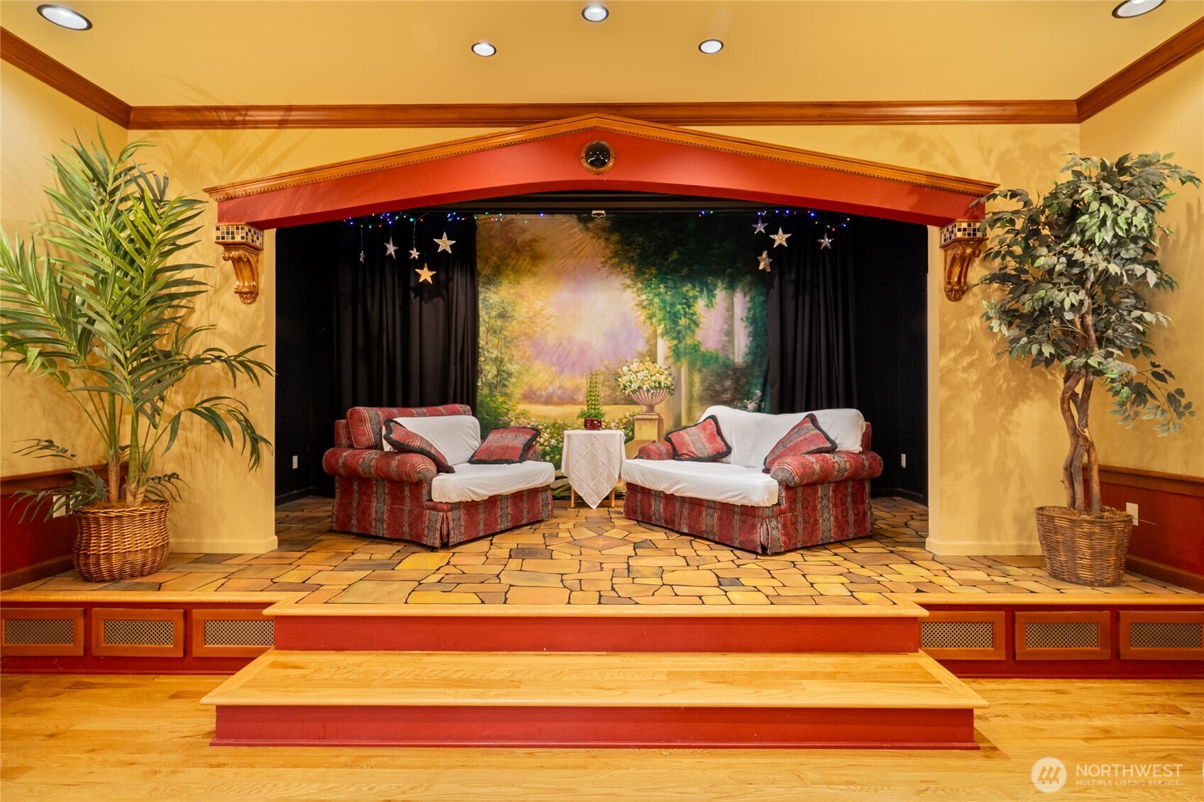 903 W King Ave Property Photo 24