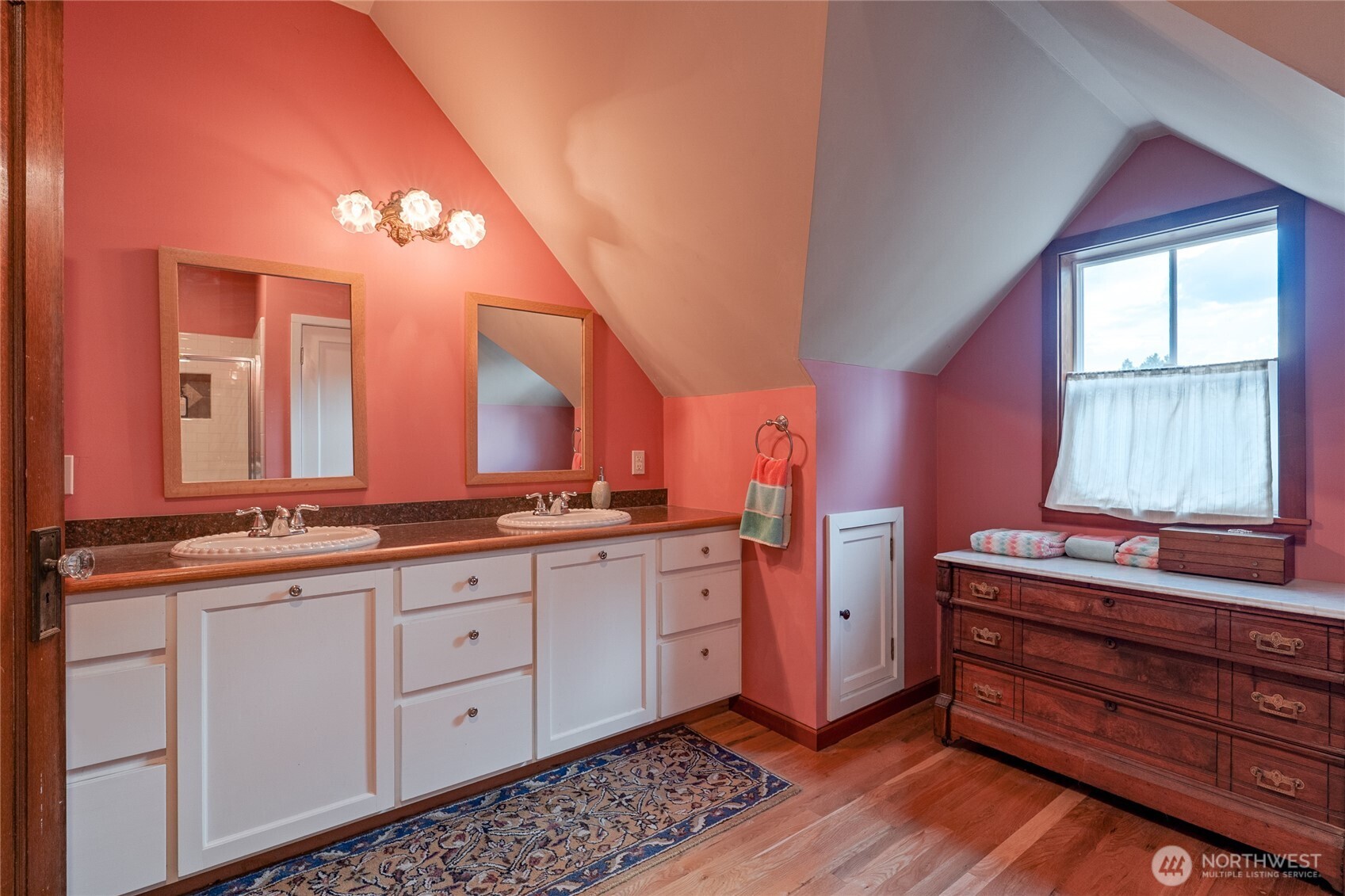 903 W King Ave Property Photo 29