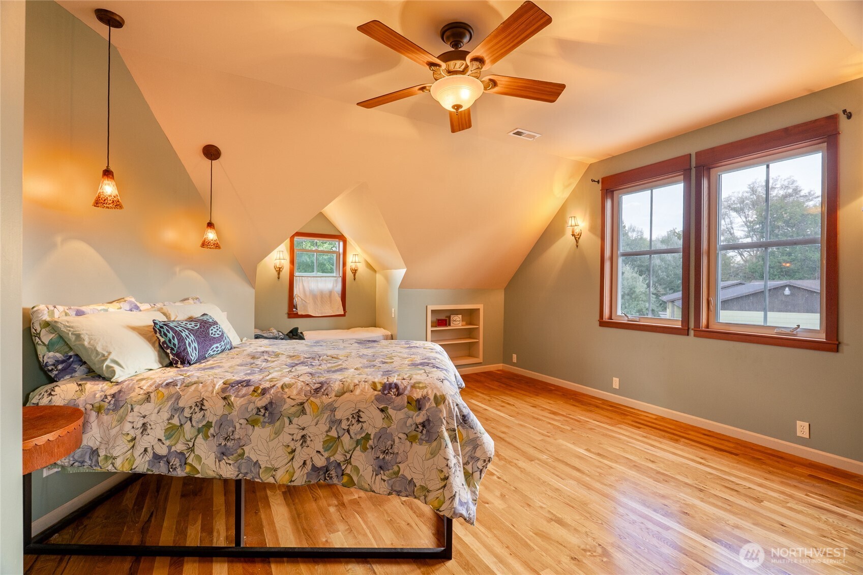 903 W King Ave Property Photo 36