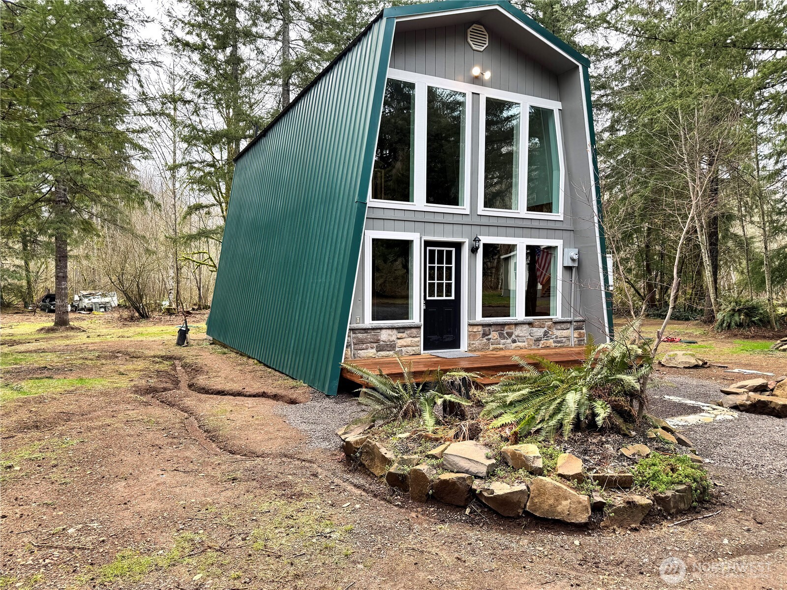 138 11 Thompson Road 11 Property Photo