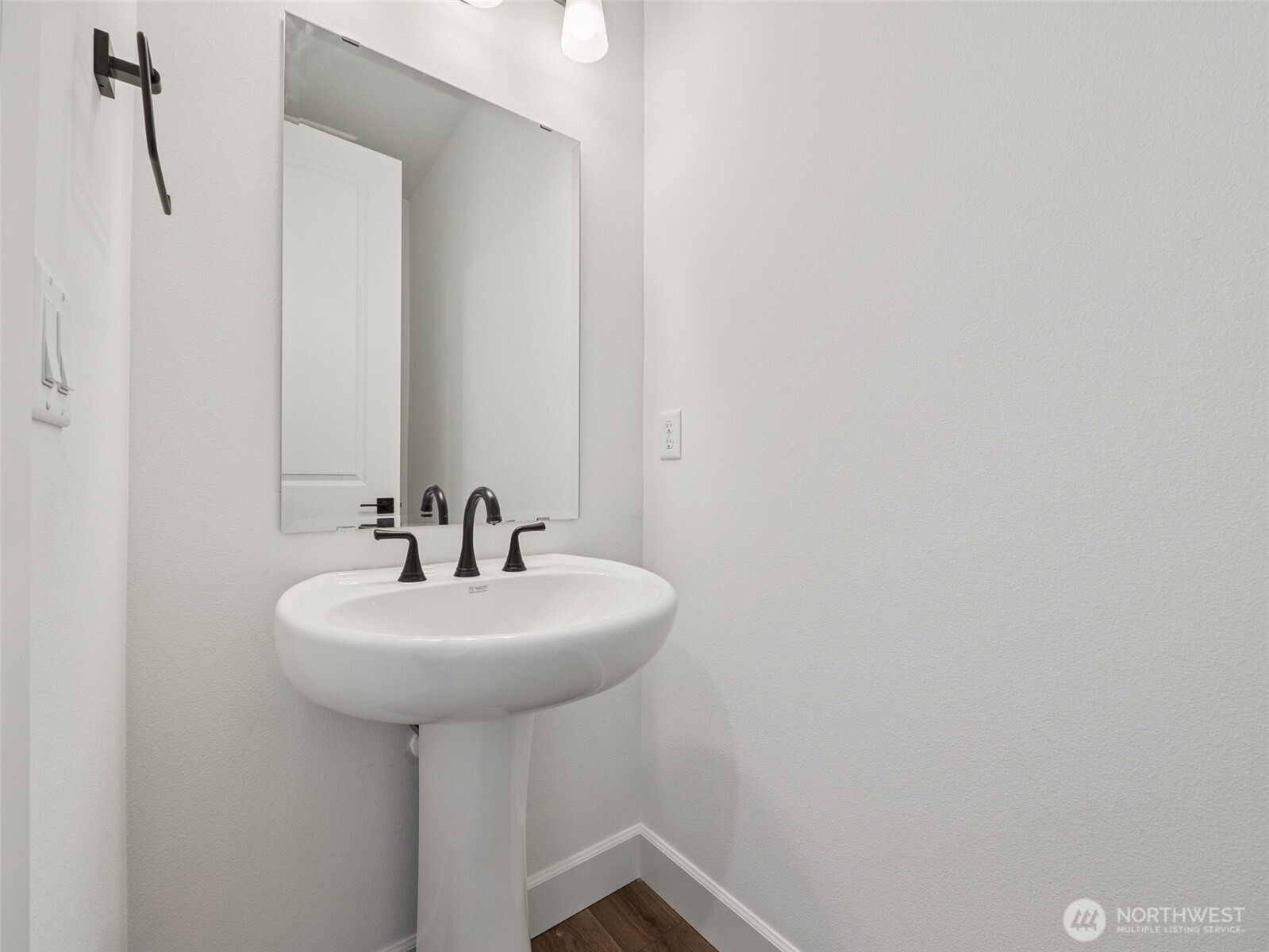 9709 205th Street 30 Property Photo 19