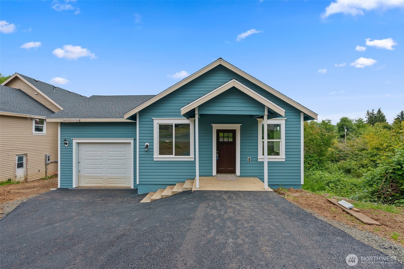 945 Barnhart Street Property Photo