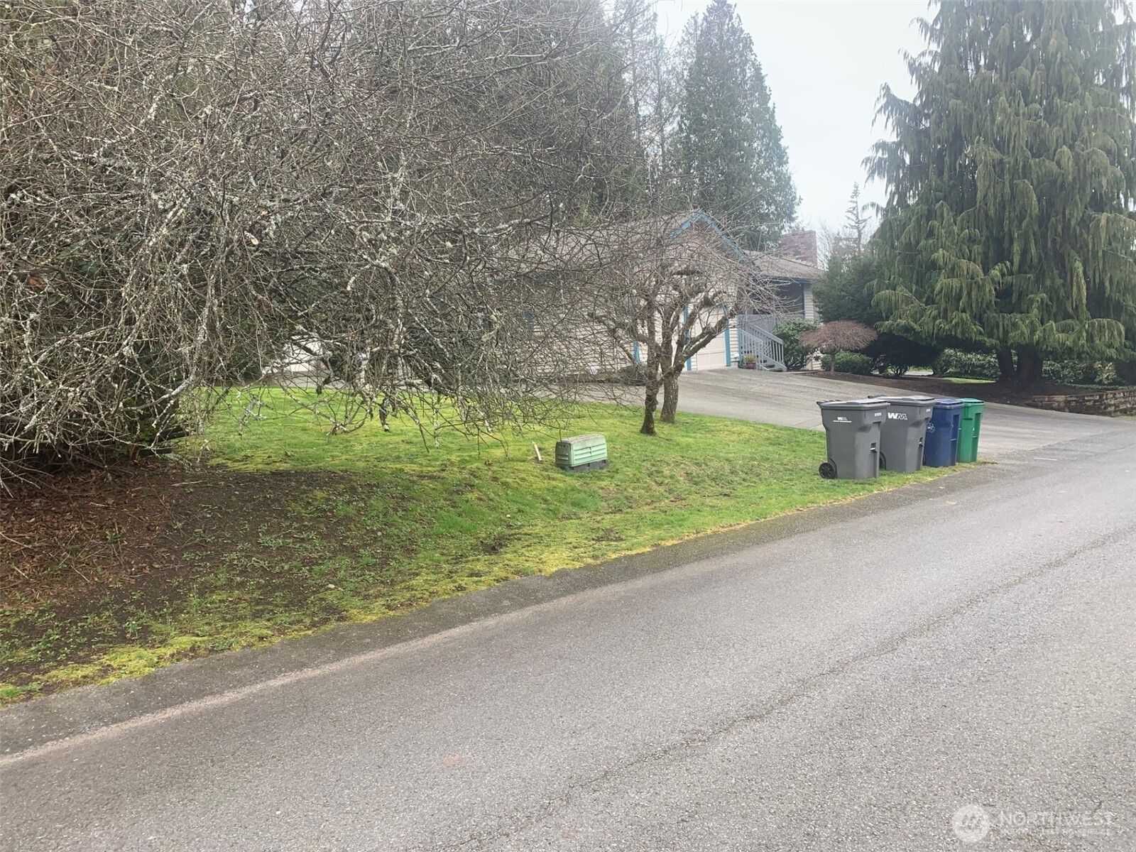 7503 152nd Avenue Property Photo 2