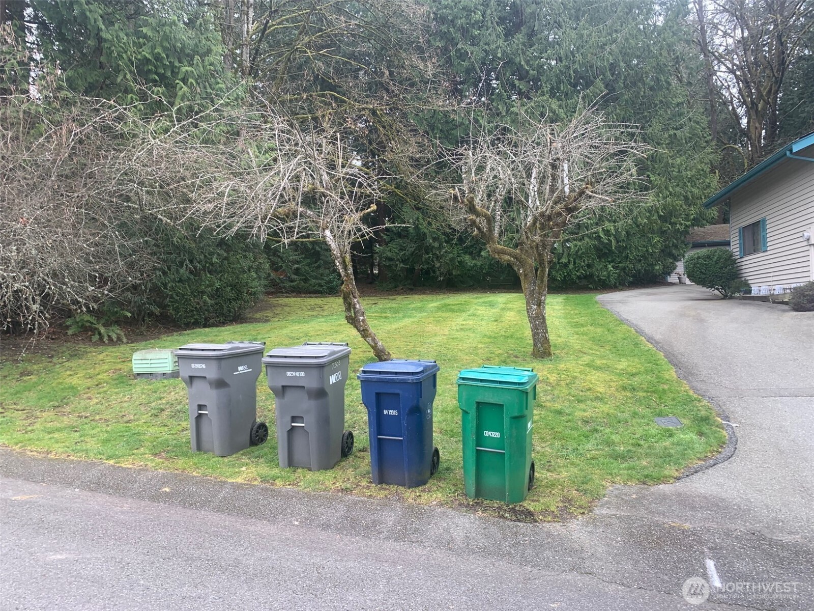 7503 152nd Avenue Property Photo 3