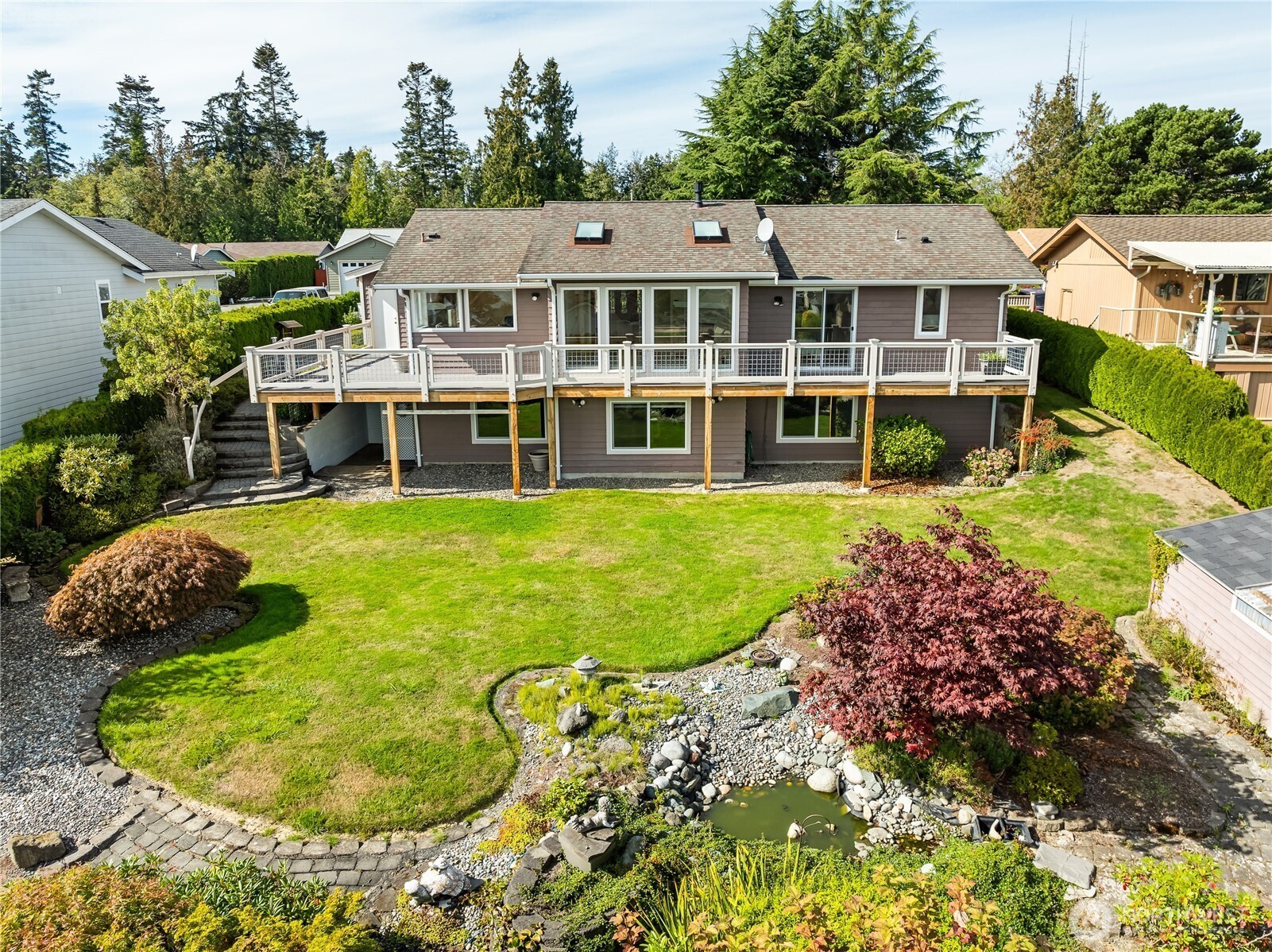 8196 Comox Road Property Photo