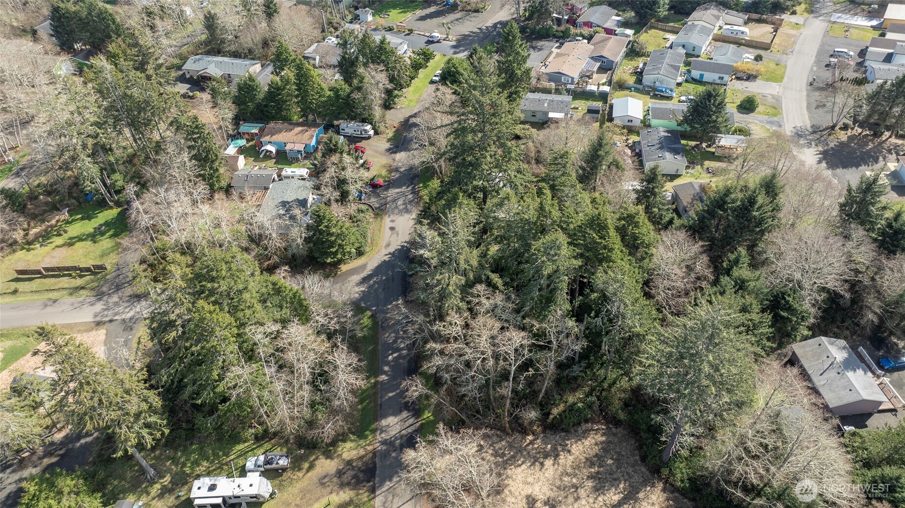 699 & 701 Chenois Avenue Property Photo 2