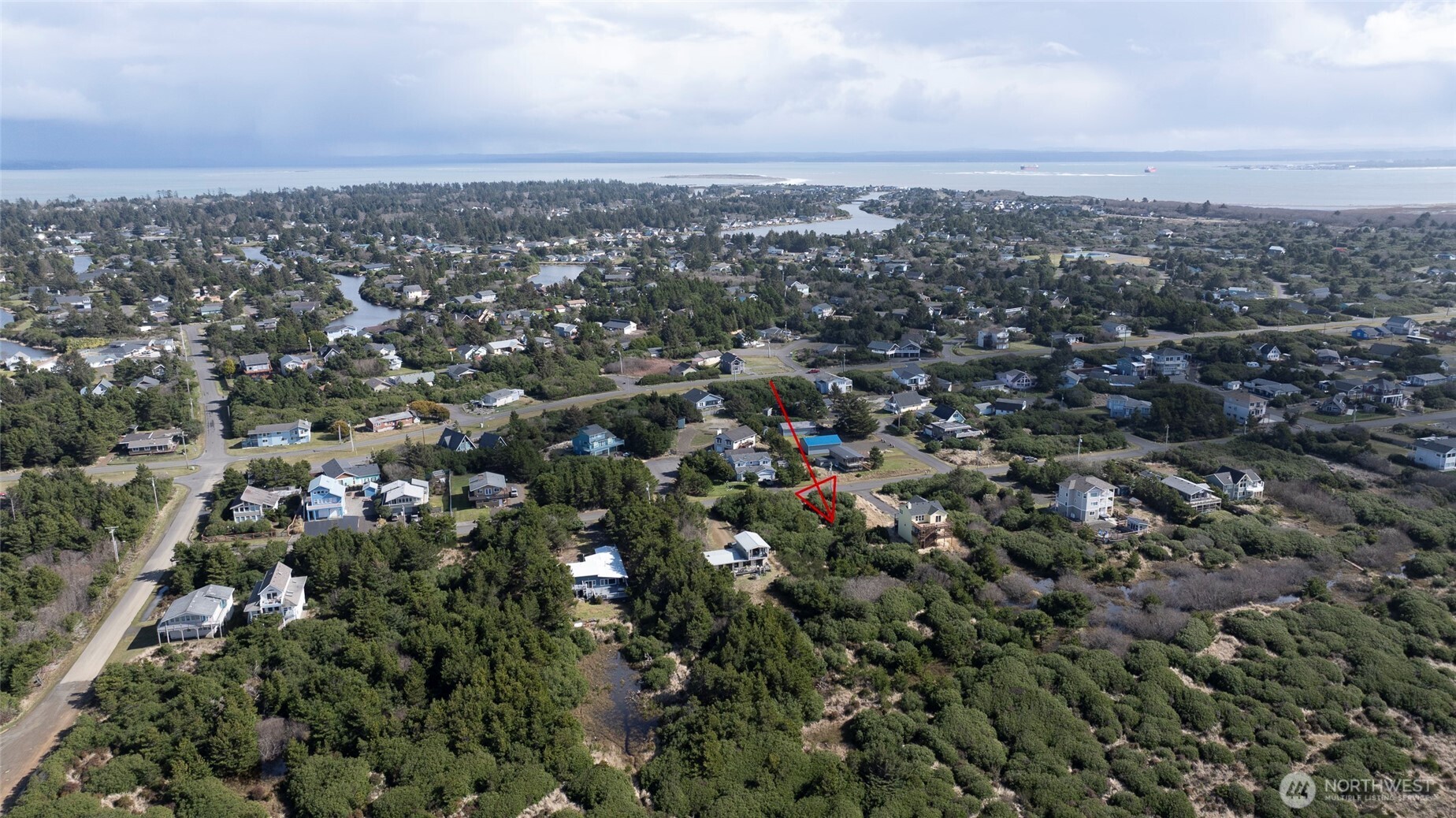 749 S Sand Dune Avenue Property Photo 8