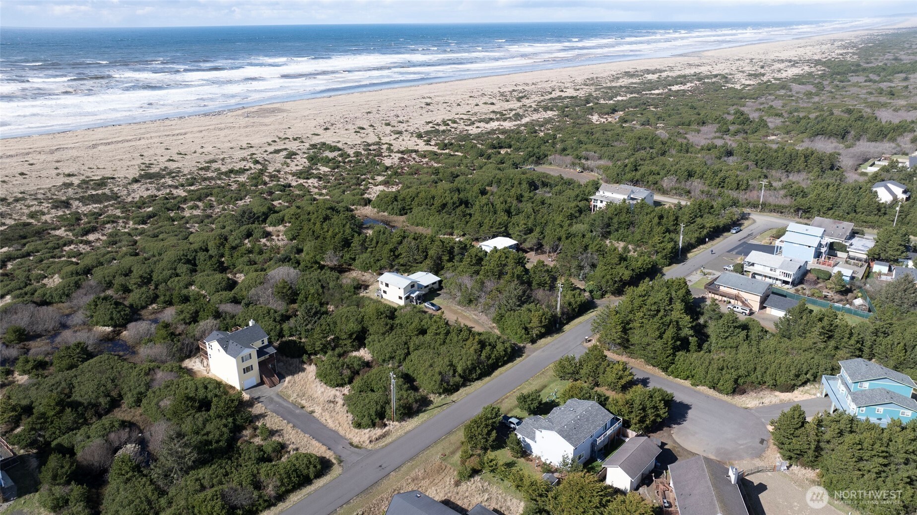749 S Sand Dune Avenue Property Photo 11