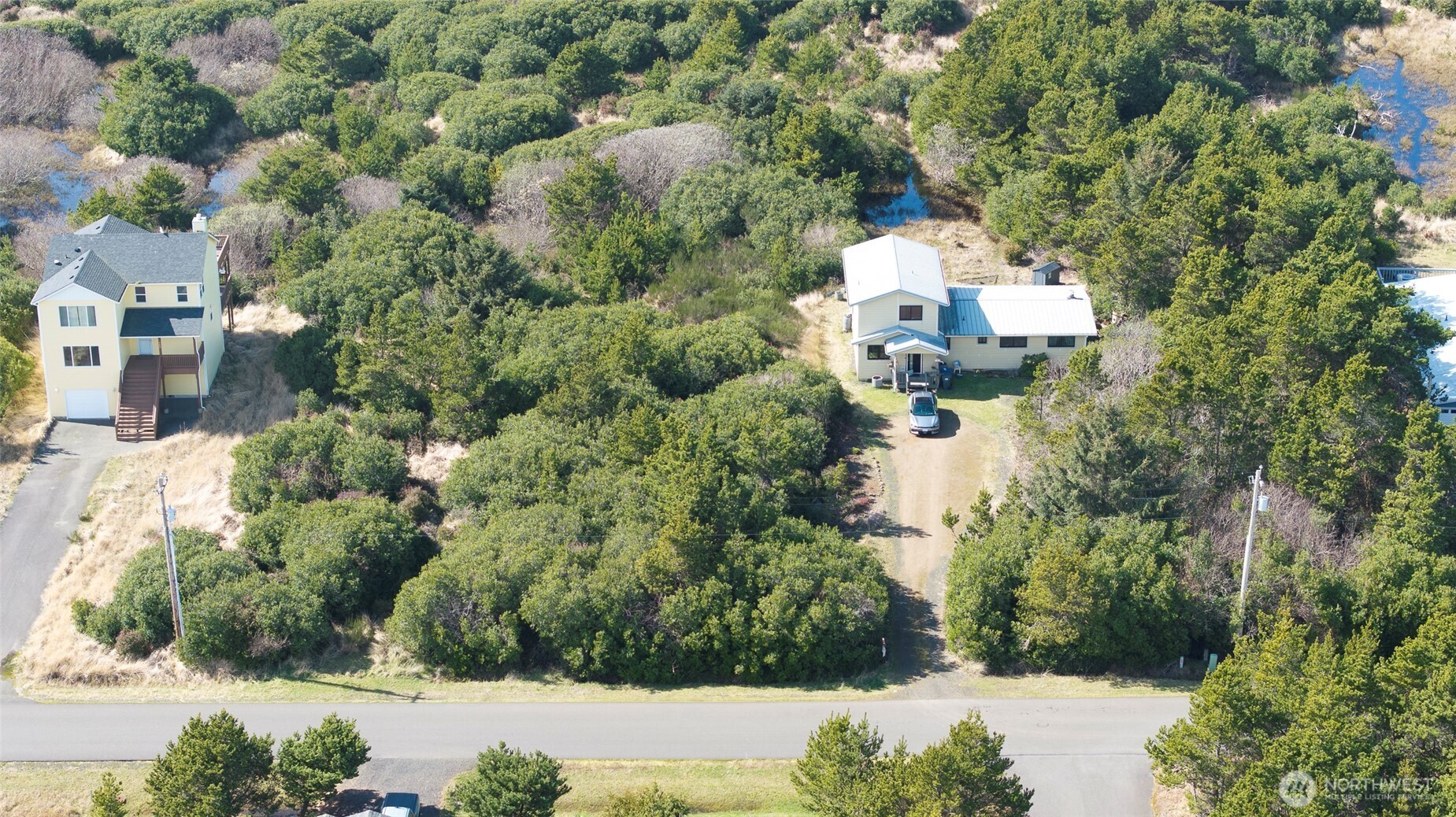 749 S Sand Dune Avenue Property Photo 13