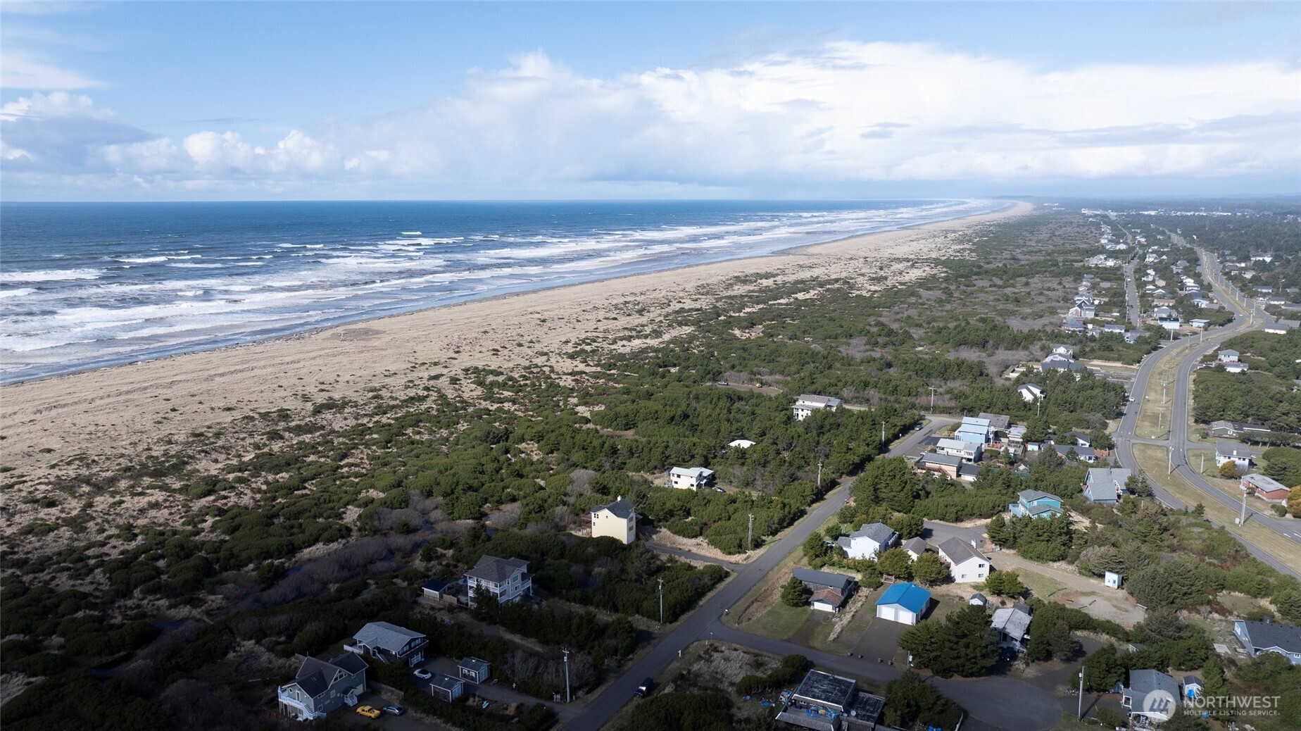 749 S Sand Dune Avenue Property Photo 18