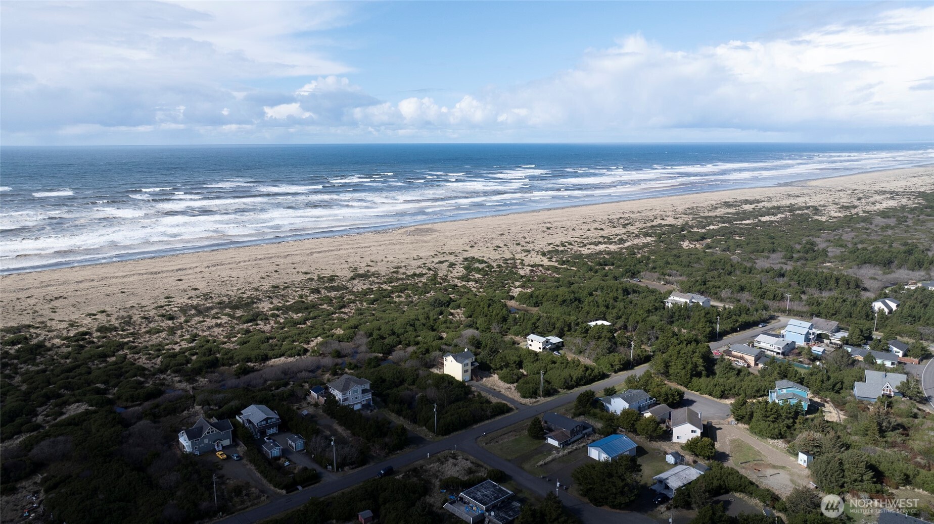 749 S Sand Dune Avenue Property Photo 19