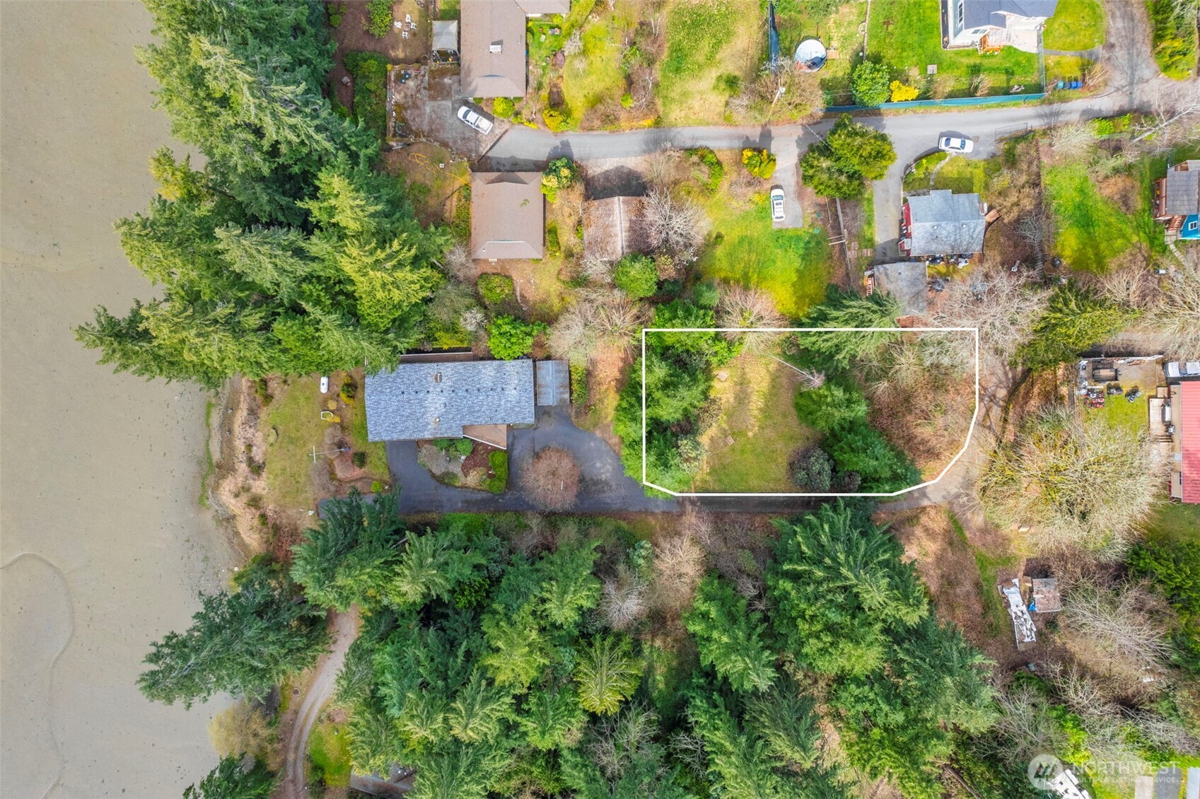 2415 Rocky Point Road Property Photo 10