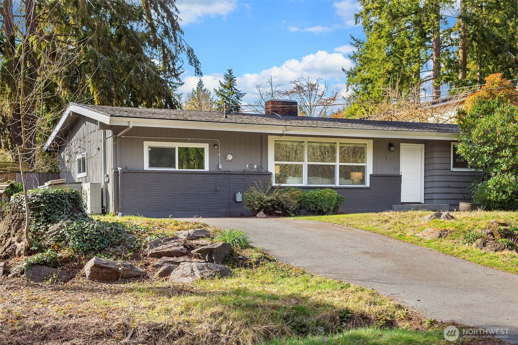 Kenmore Elem Real Estate Listings Main Image