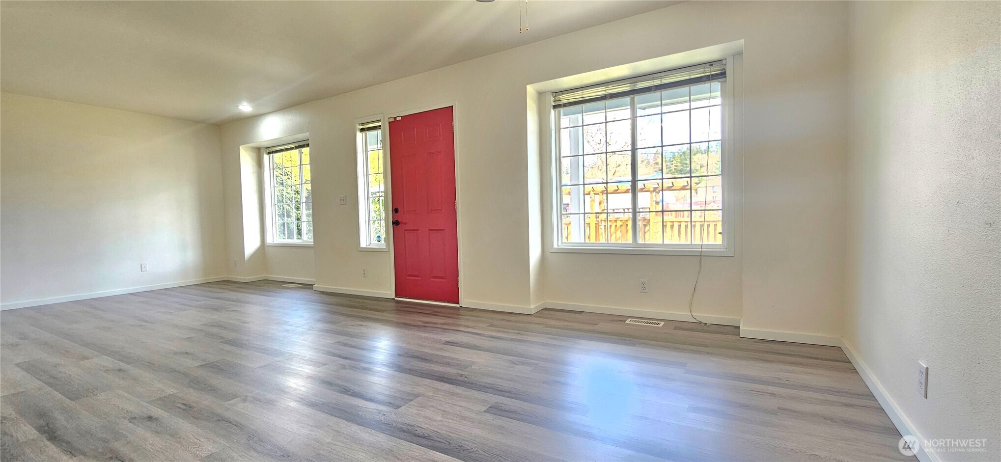 209 Factory Avenue Property Photo 4