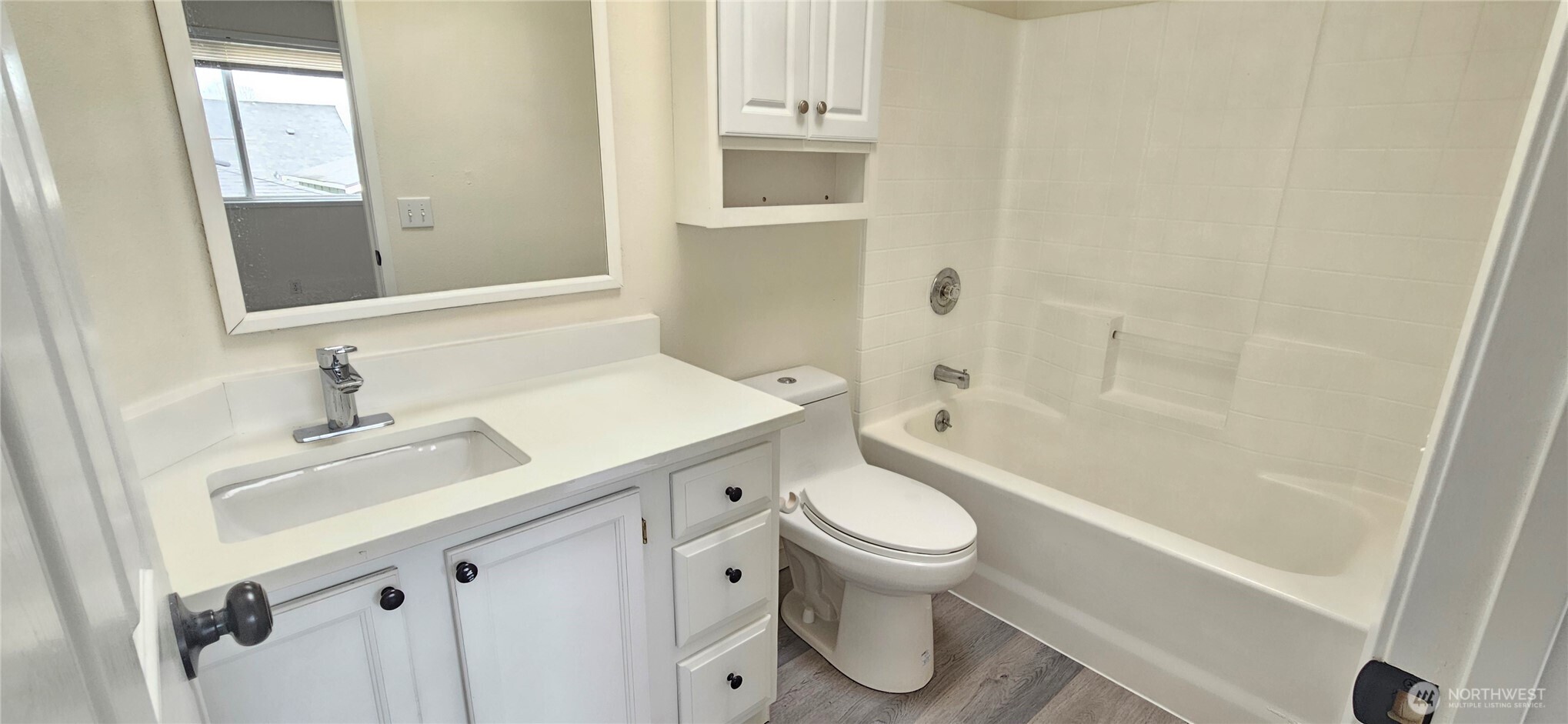 209 Factory Avenue Property Photo 10