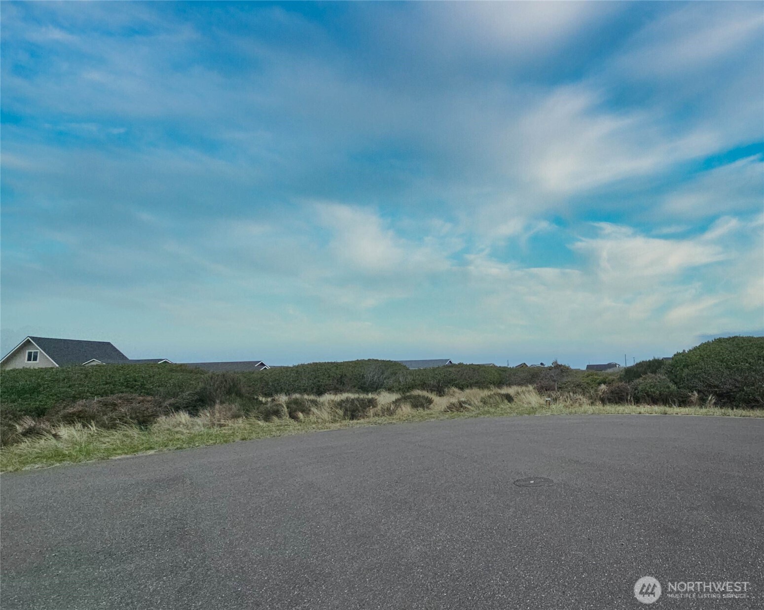 1275 Cutlass Property Photo 4