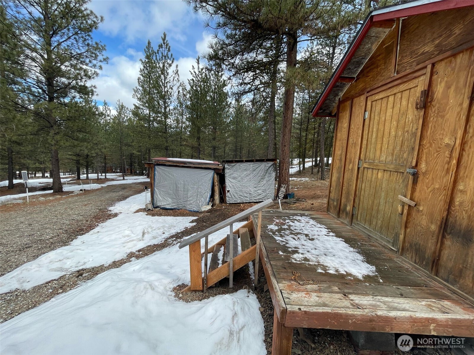 12 Caribou Road Property Photo 4