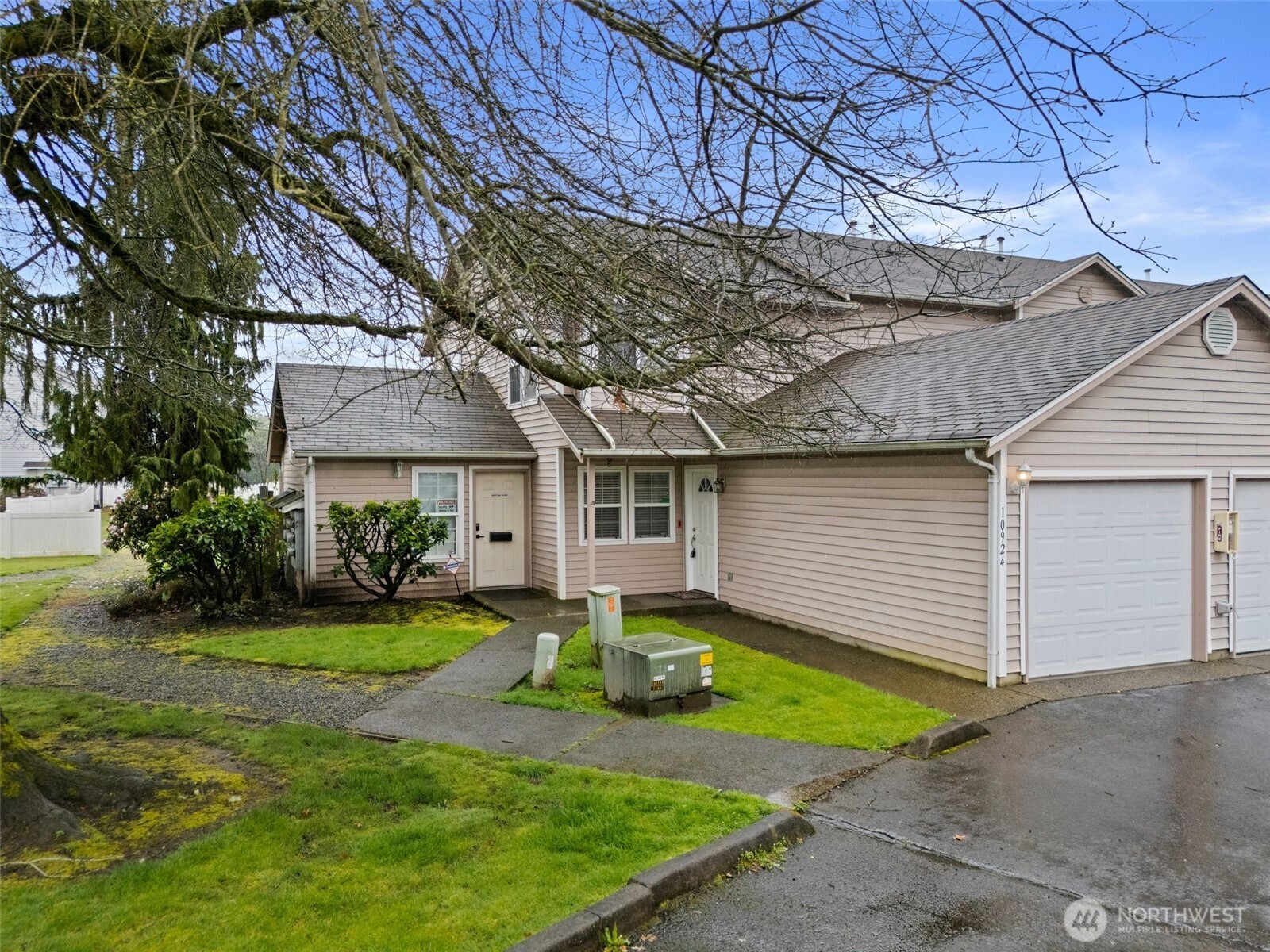 10924 63rd Street Property Photo