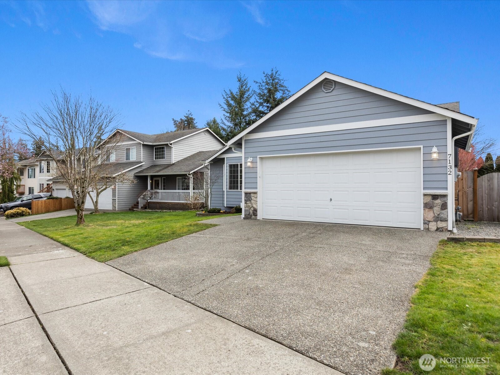 7132 37th Street Property Photo 2