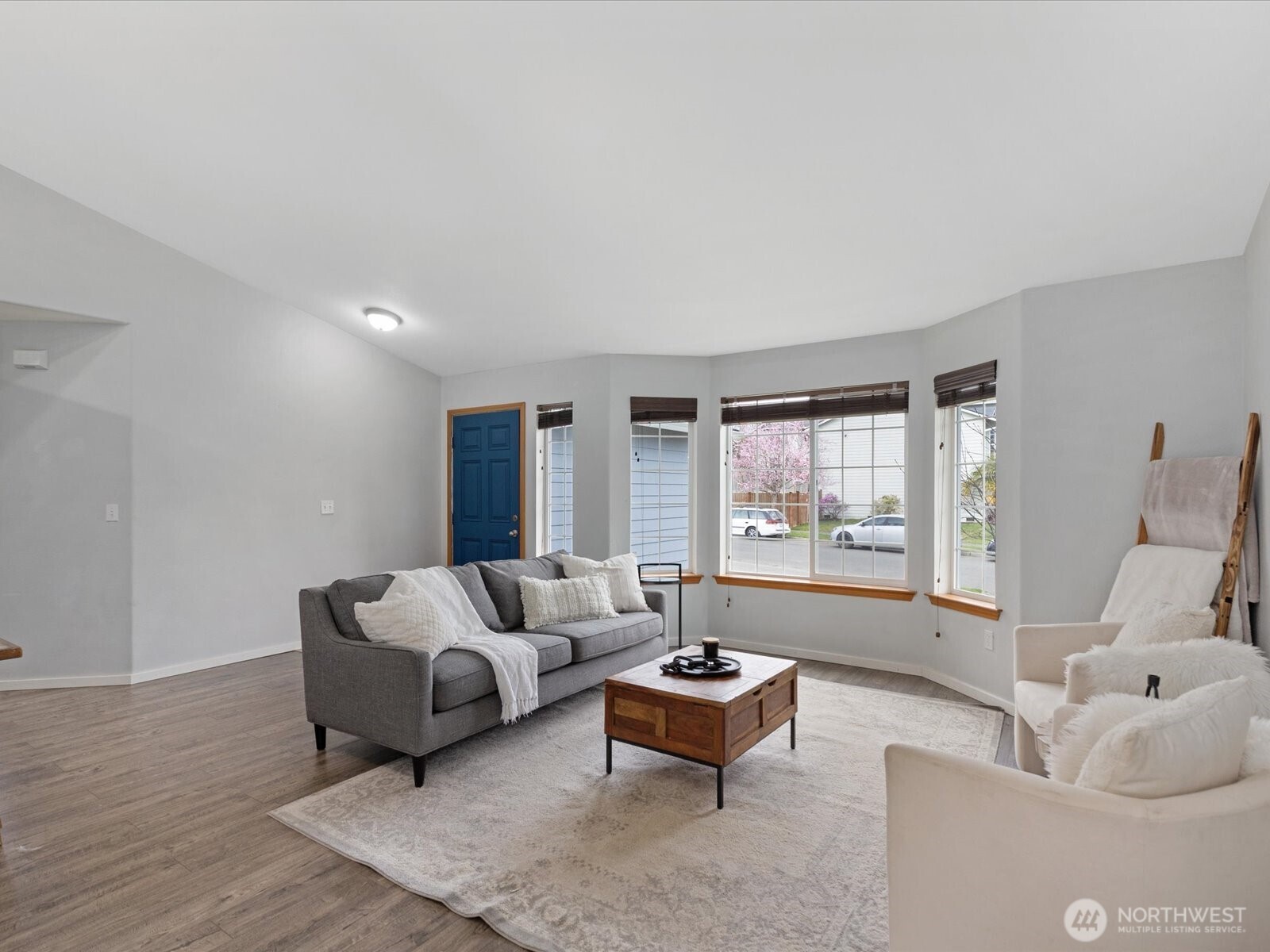 7132 37th Street Property Photo 5