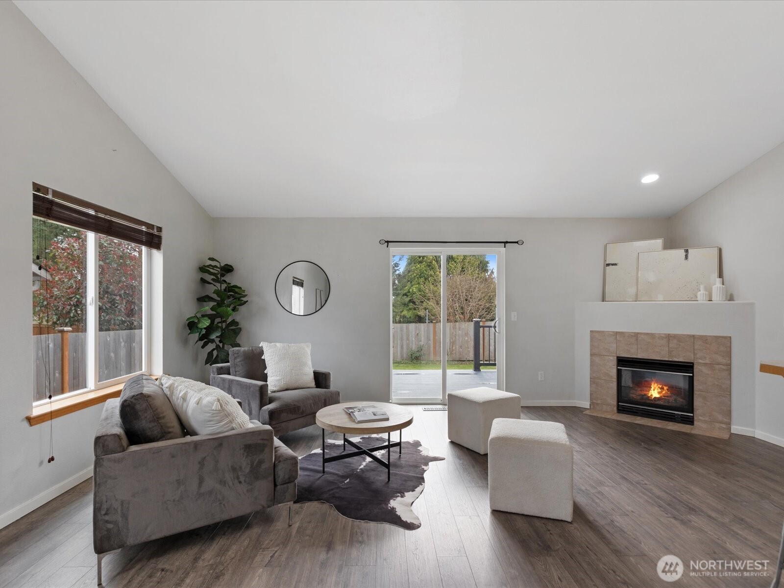 7132 37th Street Property Photo 9