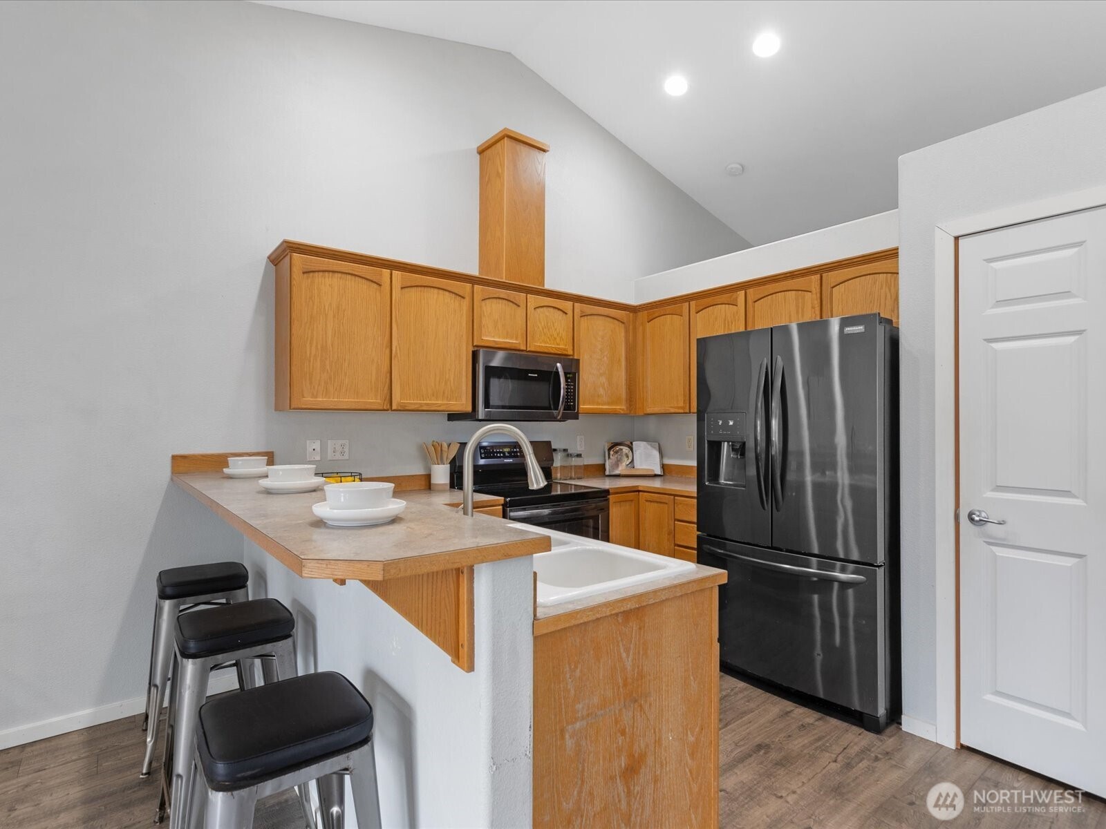 7132 37th Street Property Photo 15