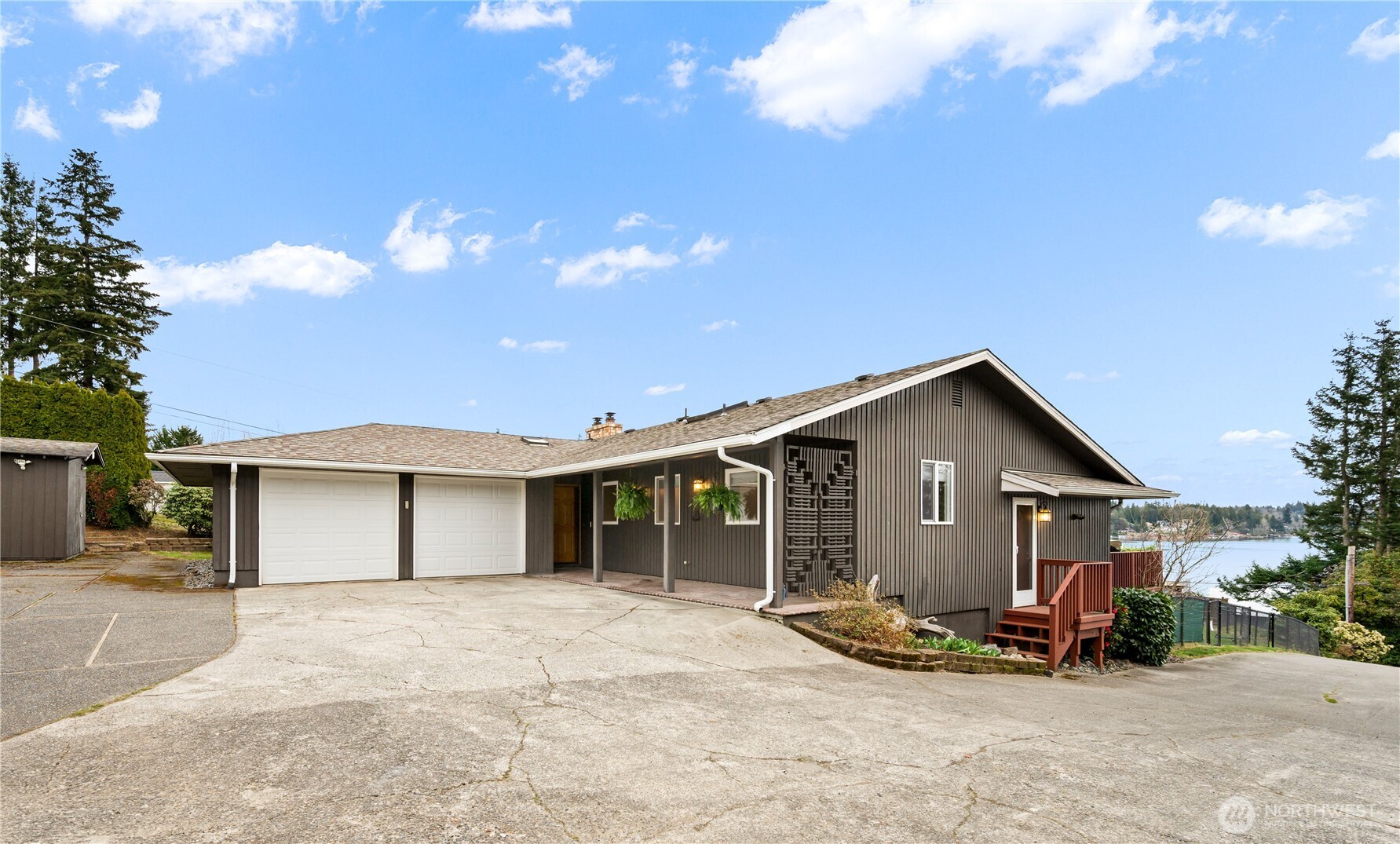 11309 Vernon Road Property Photo