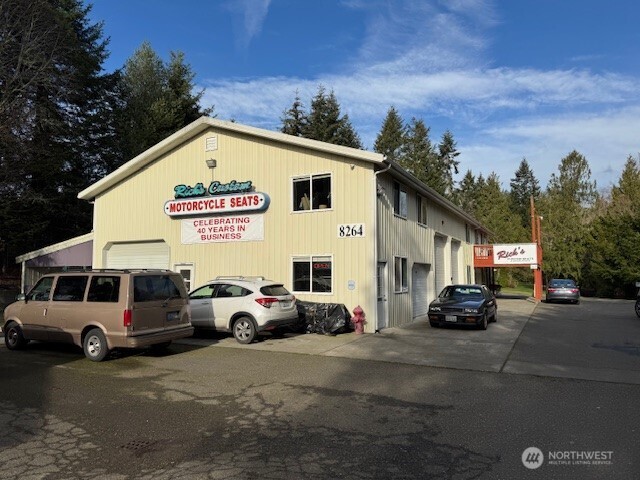 8264 State Highway 104 Property Photo