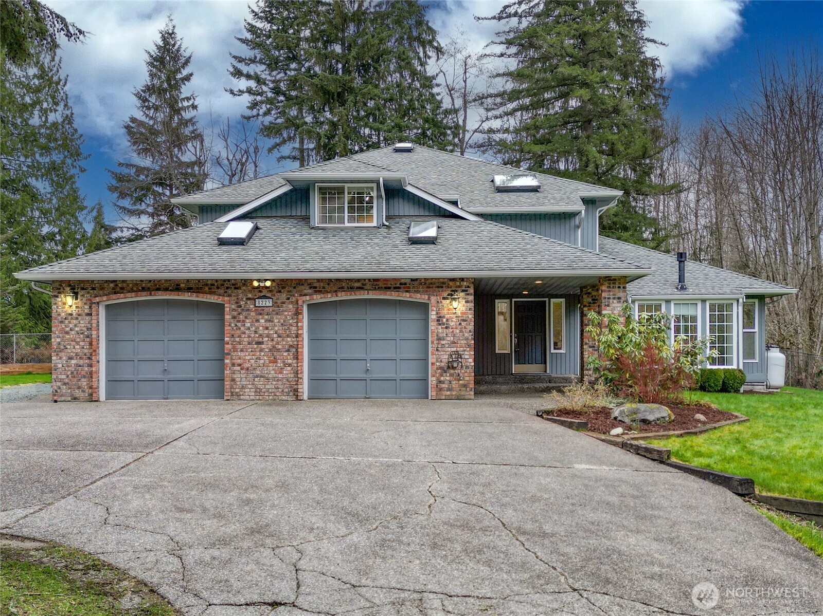 8223 Wade Road Property Photo