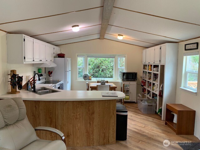 1914 195th Street Property Photo 7
