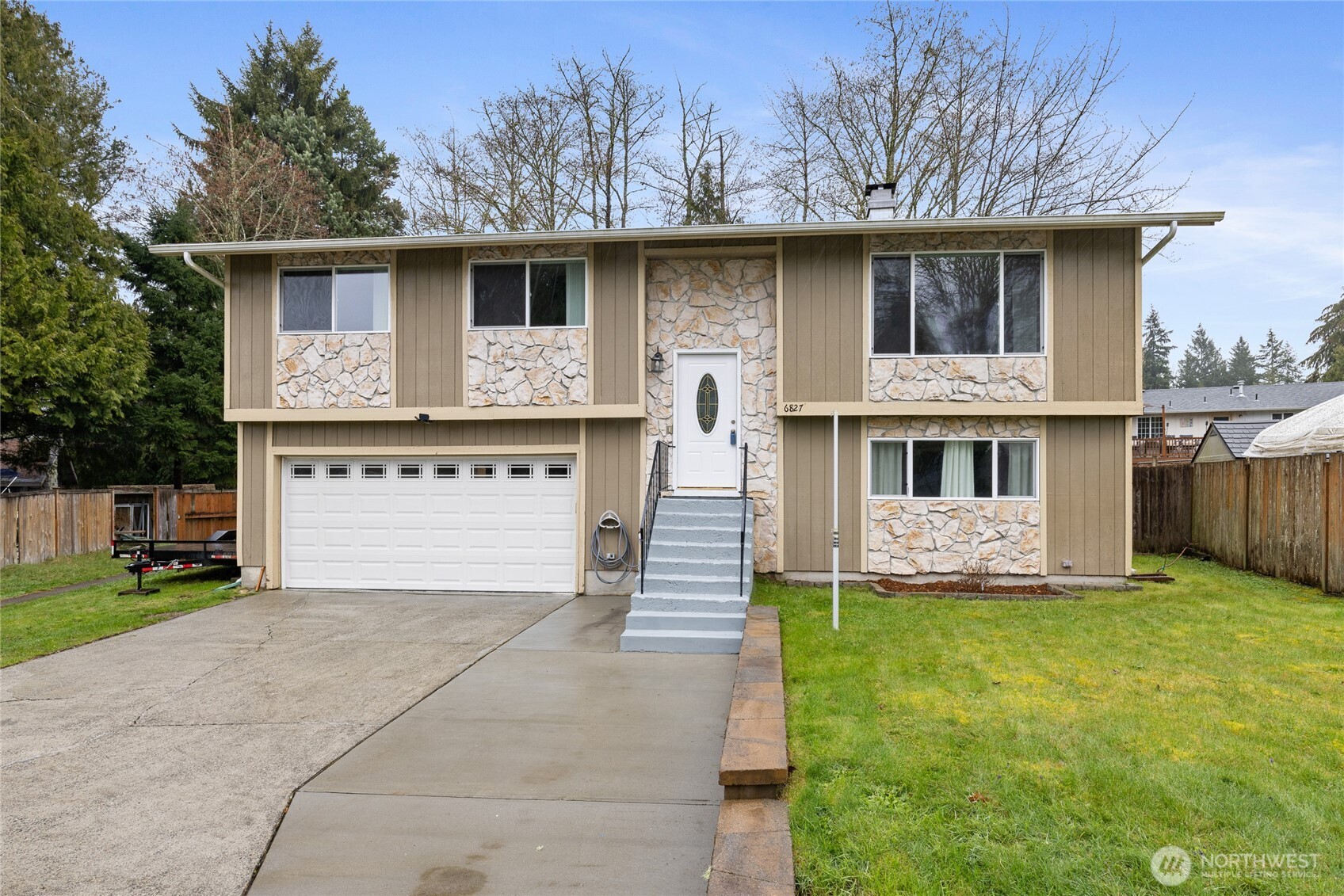 6827 Helena Drive Property Photo