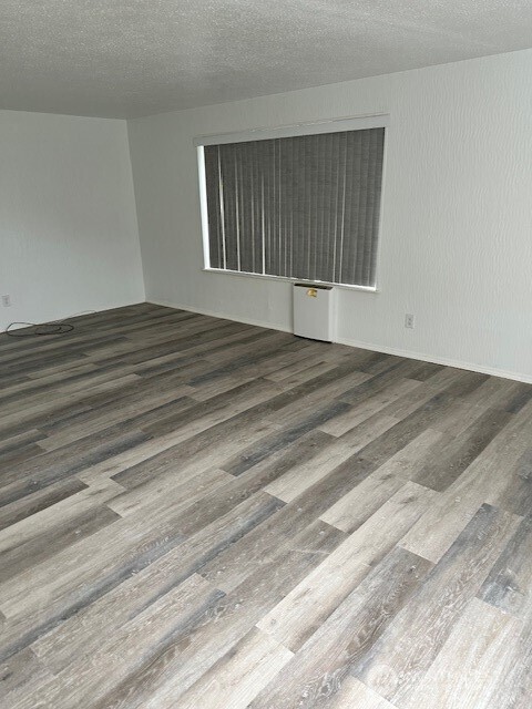 11108 Sheridan Avenue Property Photo 15