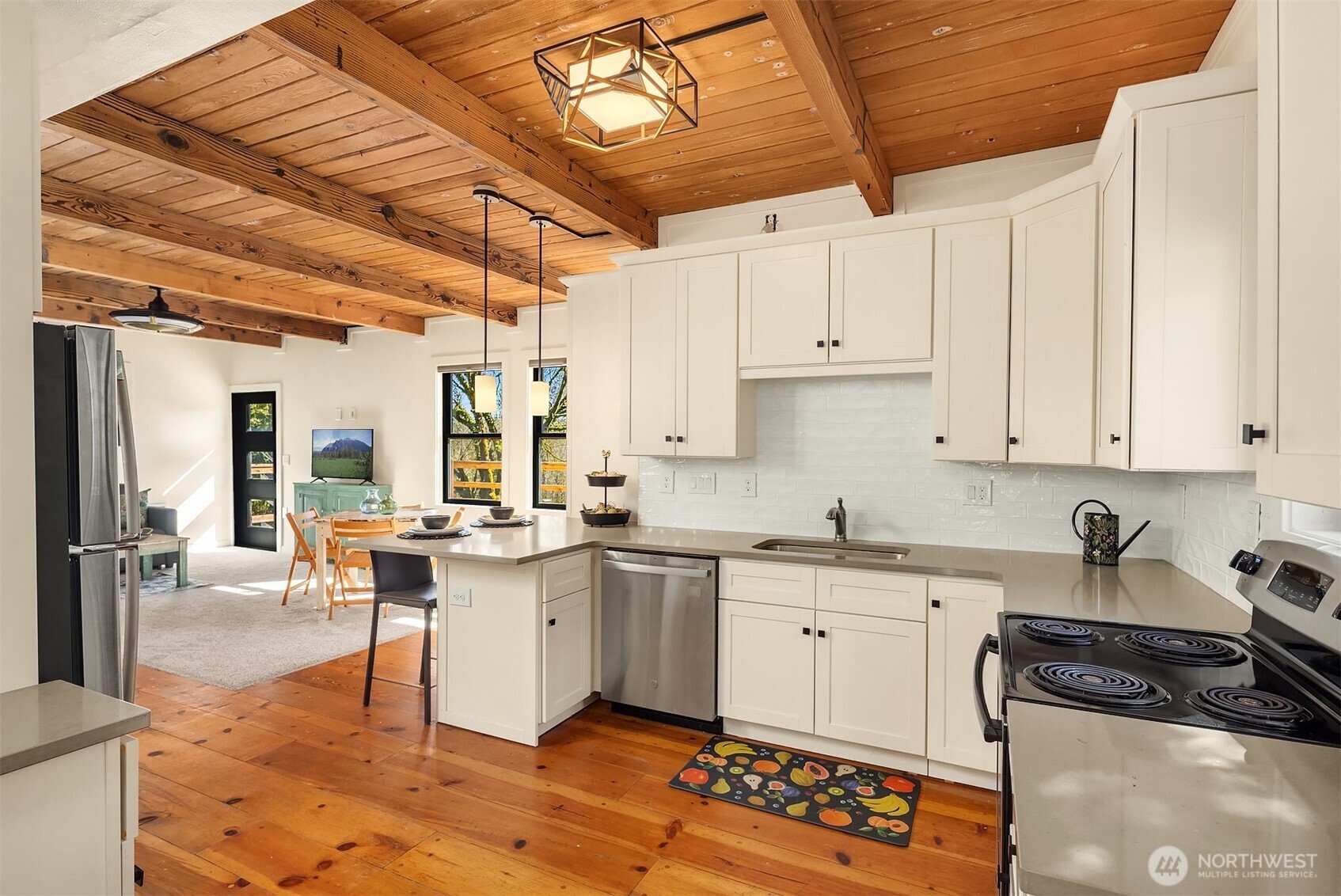 17802 244th Avenue Property Photo 4