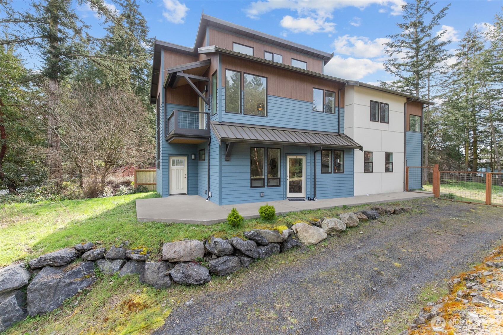 1009 Park Street Property Photo