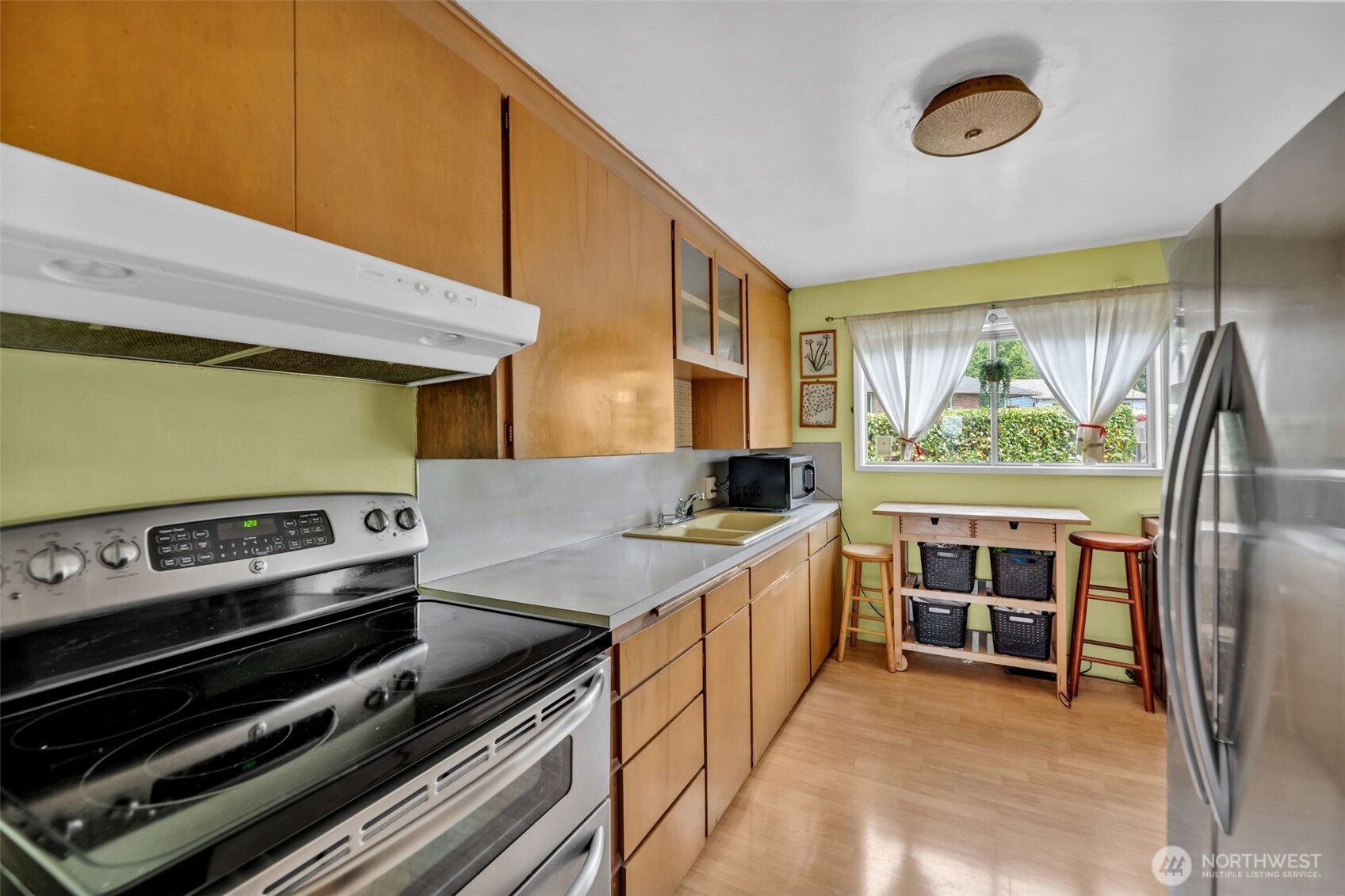 11110 Beacon Avenue Property Photo 19
