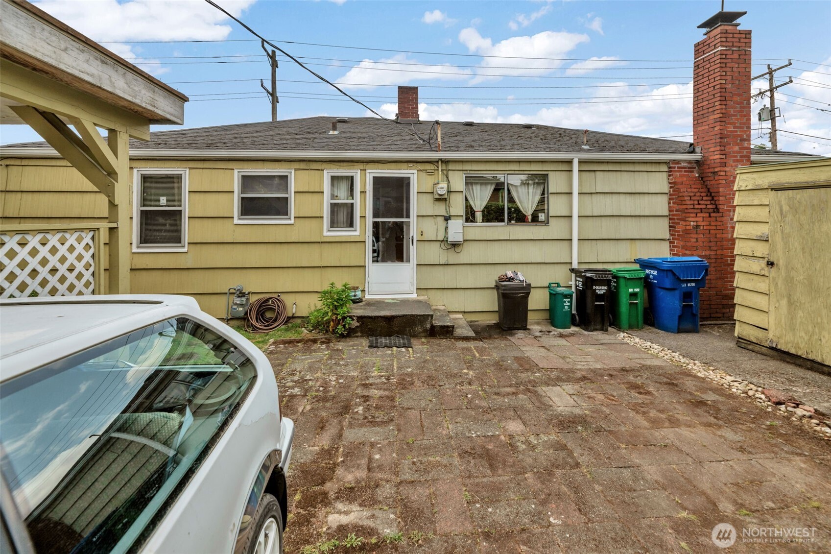11110 Beacon Avenue Property Photo 27