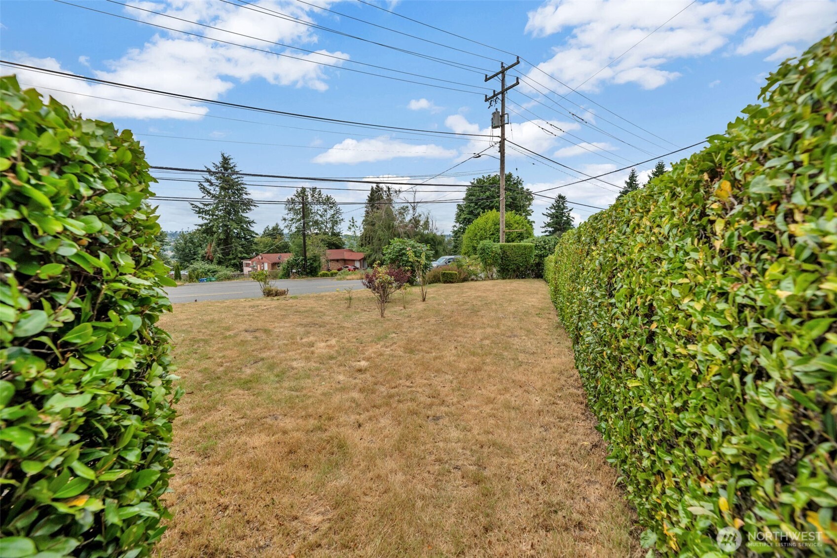 11110 Beacon Avenue Property Photo 30