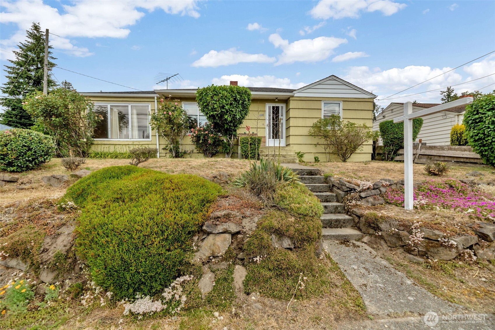 11110 Beacon Avenue Property Photo 37