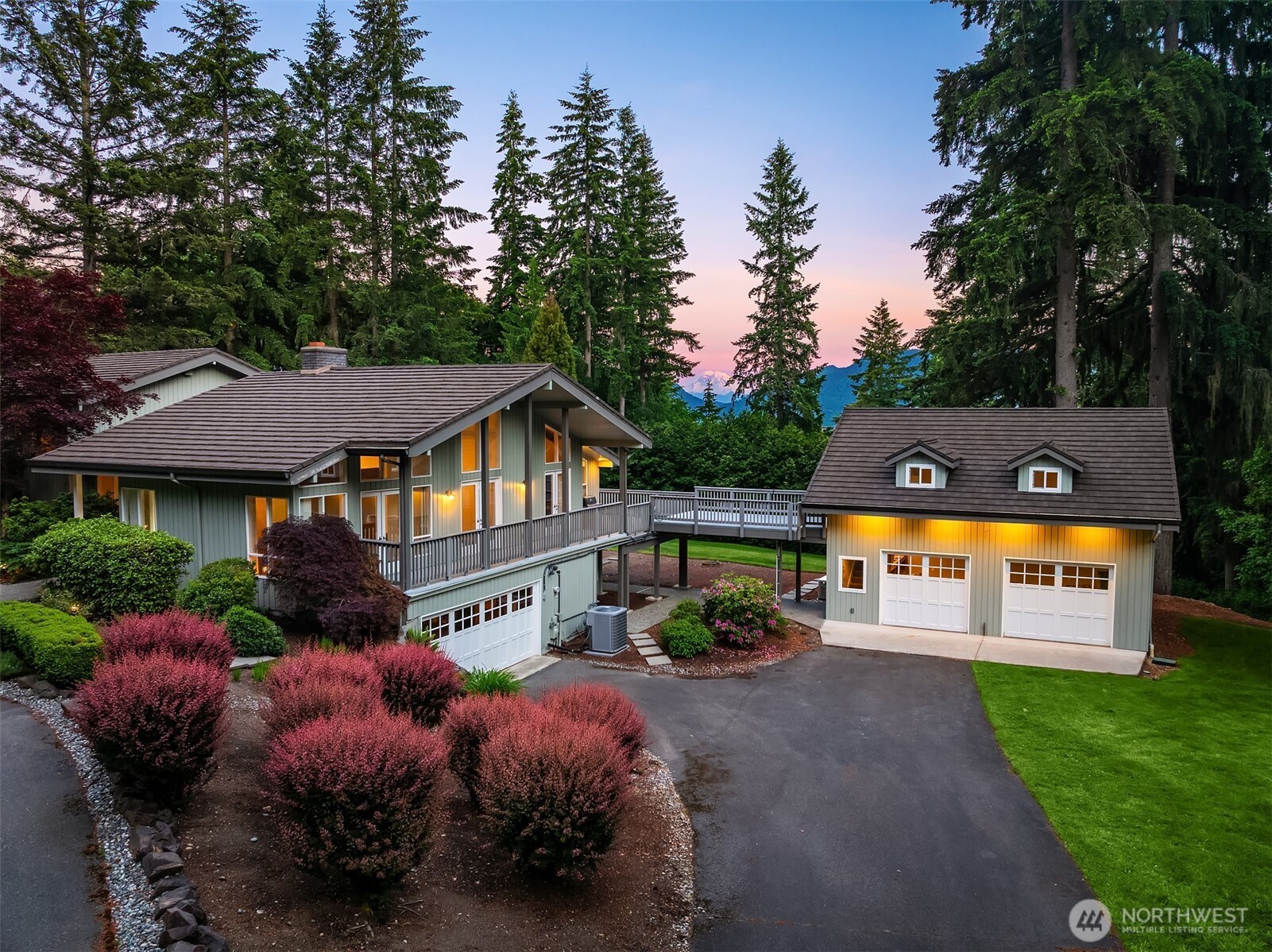 Skyline High Real Estate Listings Main Image