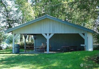 706 Baldpate Court Property Photo 13