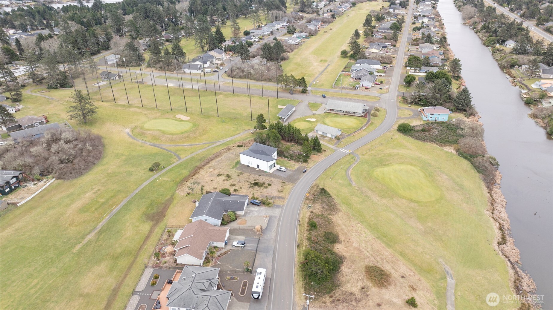 510 Canal Drive Property Photo 5
