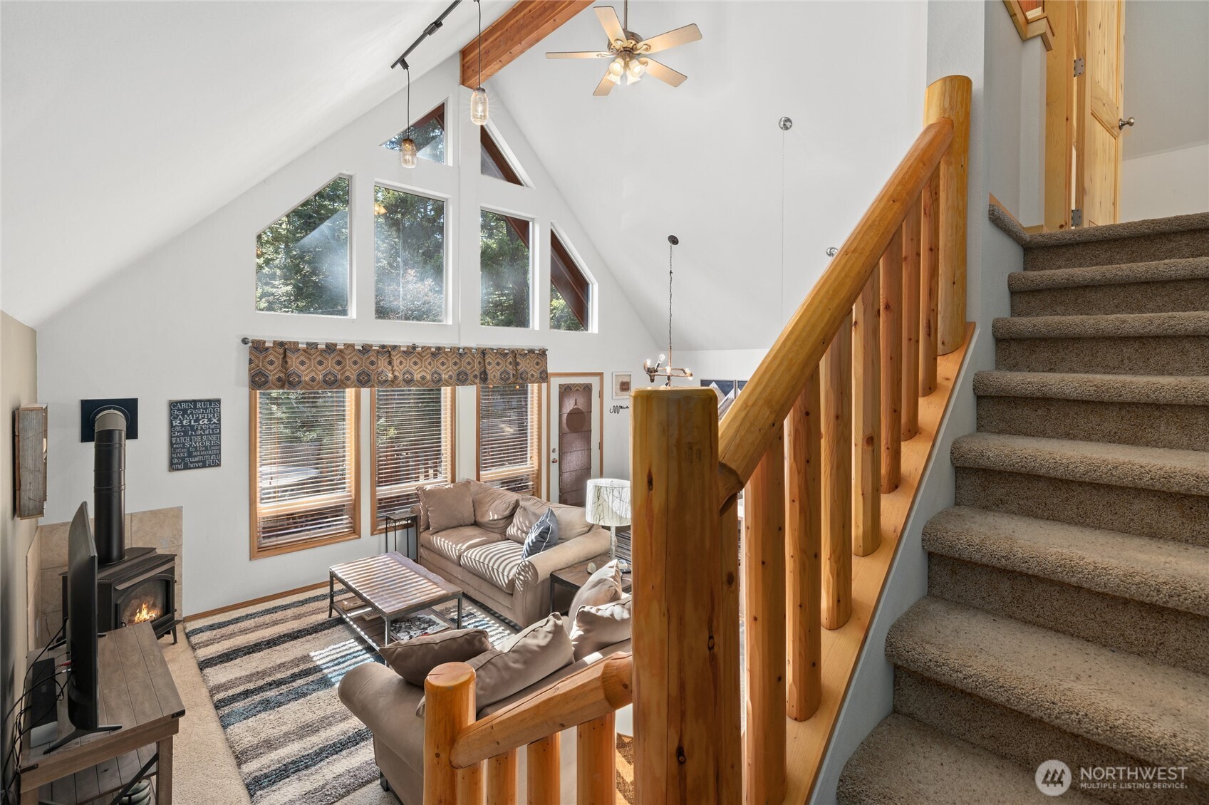 1300 Pineloch Sun Drive Property Photo 13