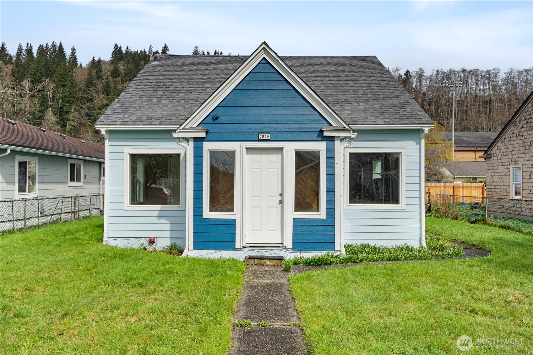 2815 Sumner Avenue Property Photo