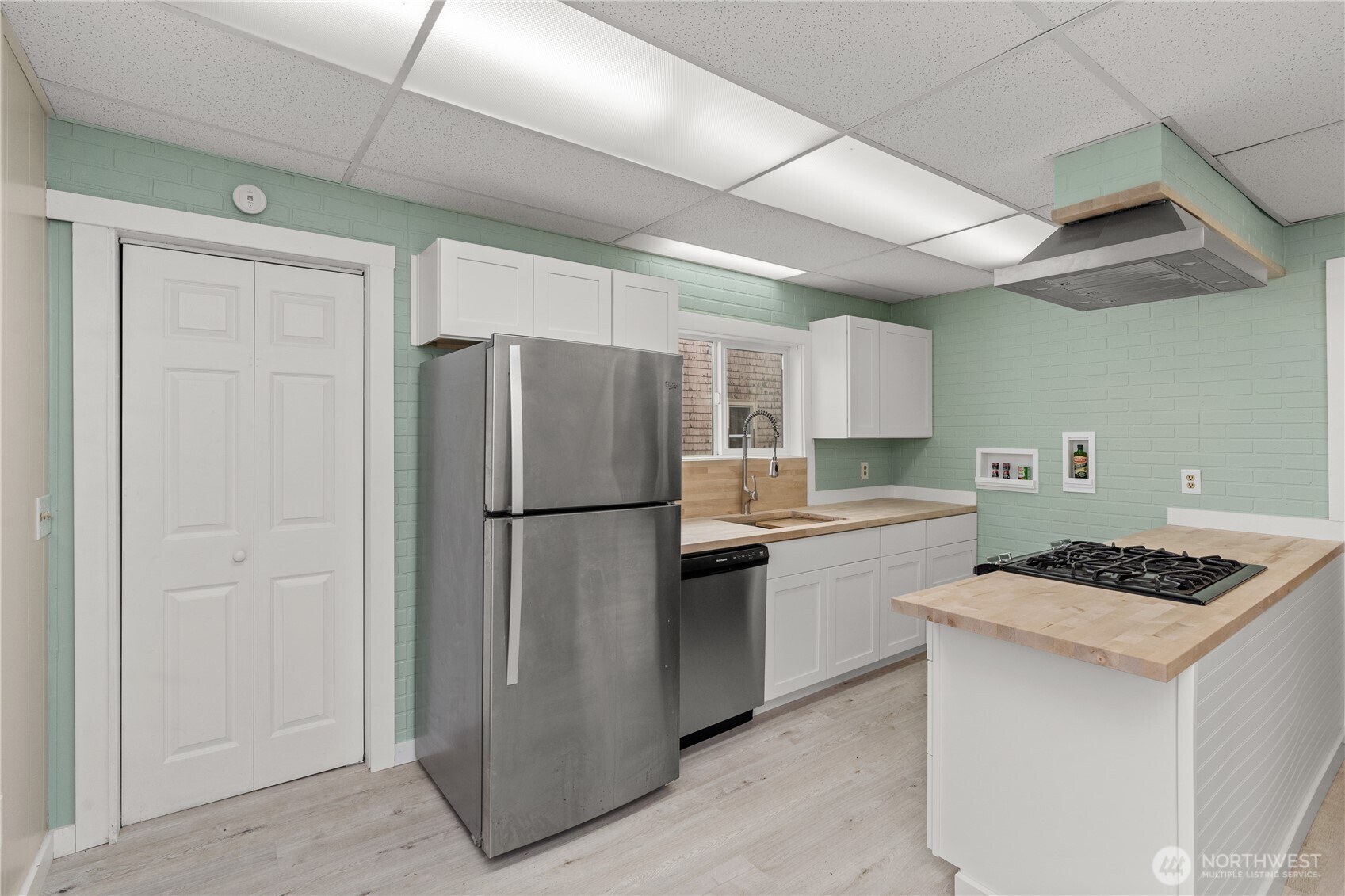 2815 Sumner Avenue Property Photo 11
